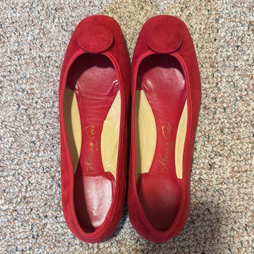 Kenneth Cole New York Red Flats with Rounded Toe and Soft Material